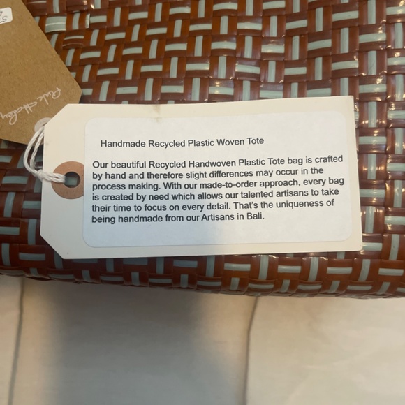 NWT Pink Haley Brown and Blue Handmade Recycled Plastic Woven Tote - Picture 8 of 8